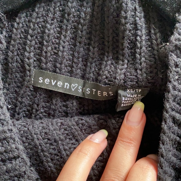 Seven Sisters Sleeveless Sweater - Picture 3 of 4